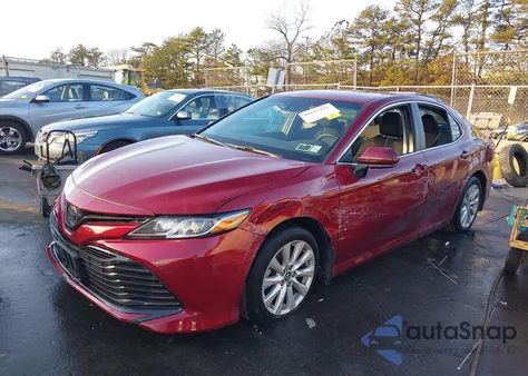 2018 Toyota Camry Le from USA, damaged, VIN 4T1B11HK5JU601699